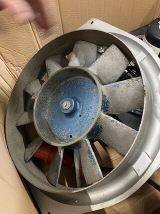 7x Ventilatoren krachtstroom Itho, 4T40, zwart-grijs, bouwjaar 2018